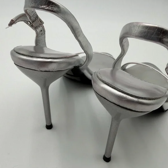 Jeffrey Campbell Go-Getter stiletto sling-back in metallic silver leather Sz 6.5 - Picture 10 of 11